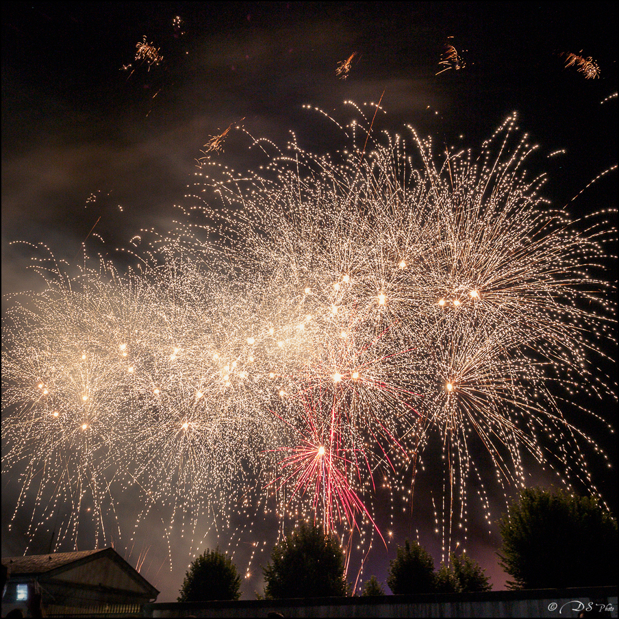 2015-07-13 - Feu d'Artifice du 14 juillet 2015 à Tarbes-17-800.jpg