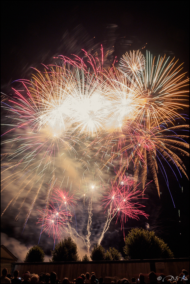 2015-07-13 - Feu d'Artifice du 14 juillet 2015 à Tarbes-52-800.jpg