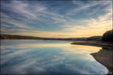 Le lac de Puydarrieux dans la lumière du soir