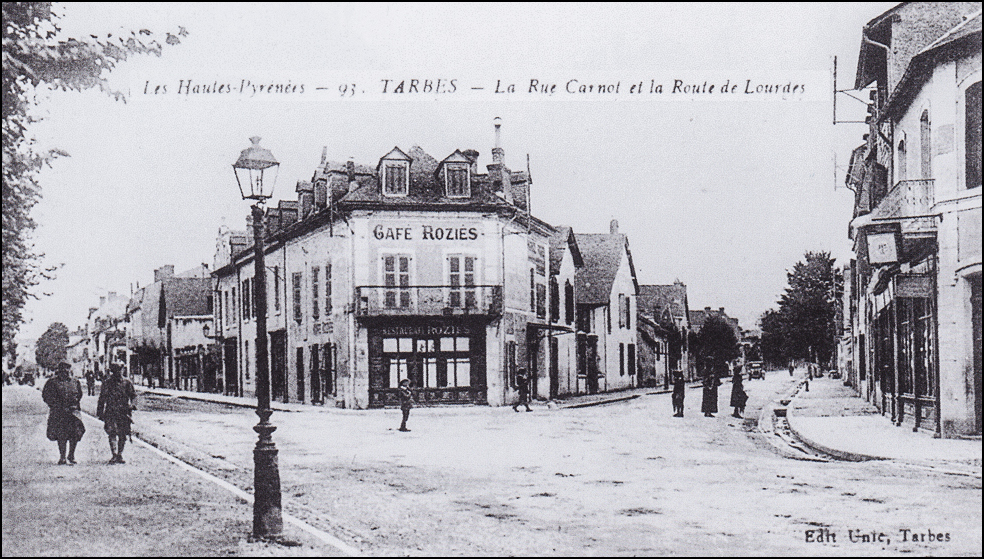 Rue regiment de Bigorre 1-800.jpg
