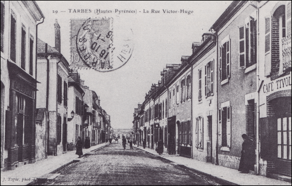 Rue Victor Hugo HD 1-800.jpg