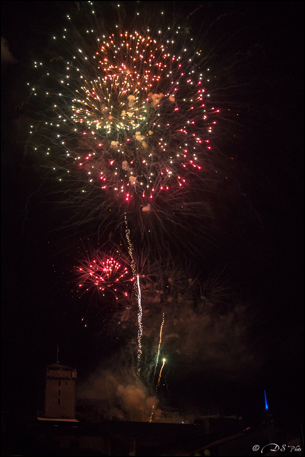 2016-12-17 - Feu d'artifice de Noël à Lourdes-55-800.jpg