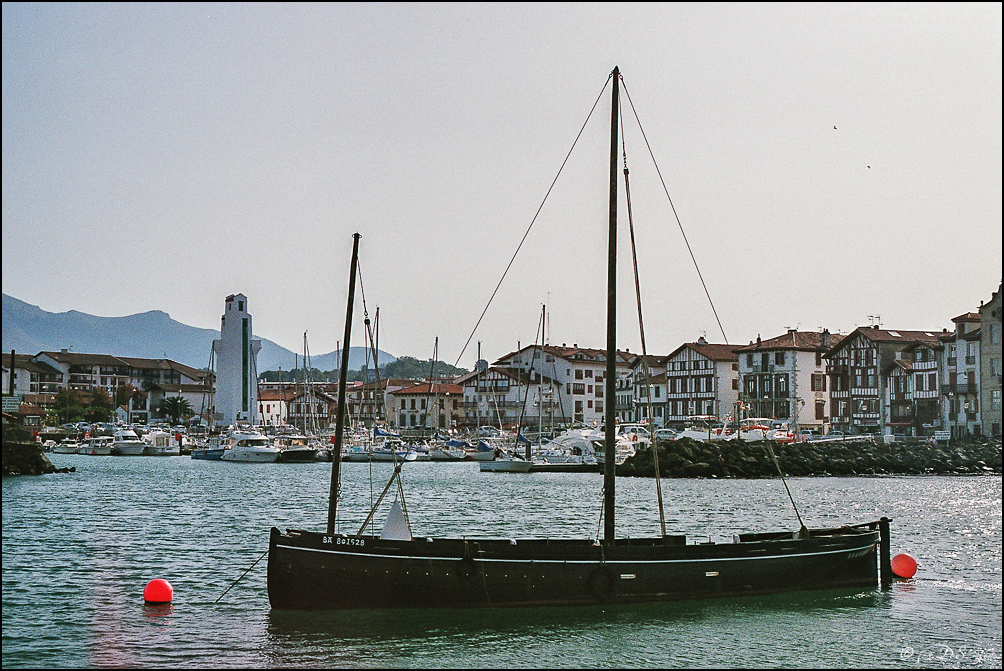 2017-10-15 - Argentique - Un OM-2 a Saint-Jean-de-Luz-14-800.jpg